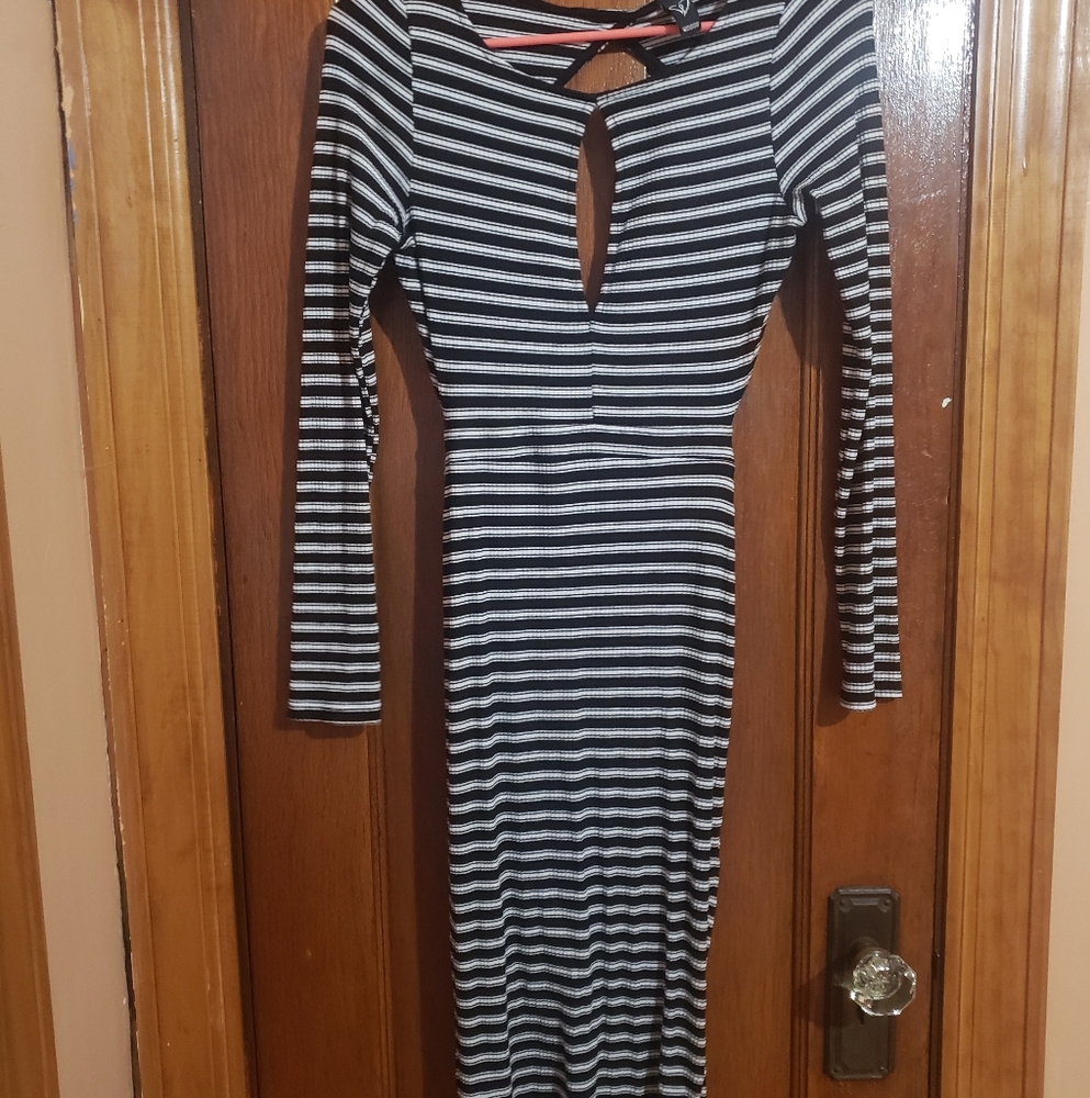 windsor large Long strip dress